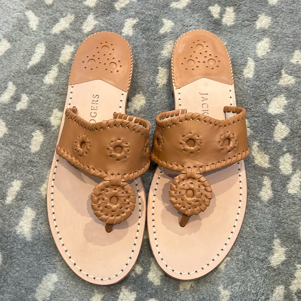 Jack Rogers Tan flat, size 9, never worn